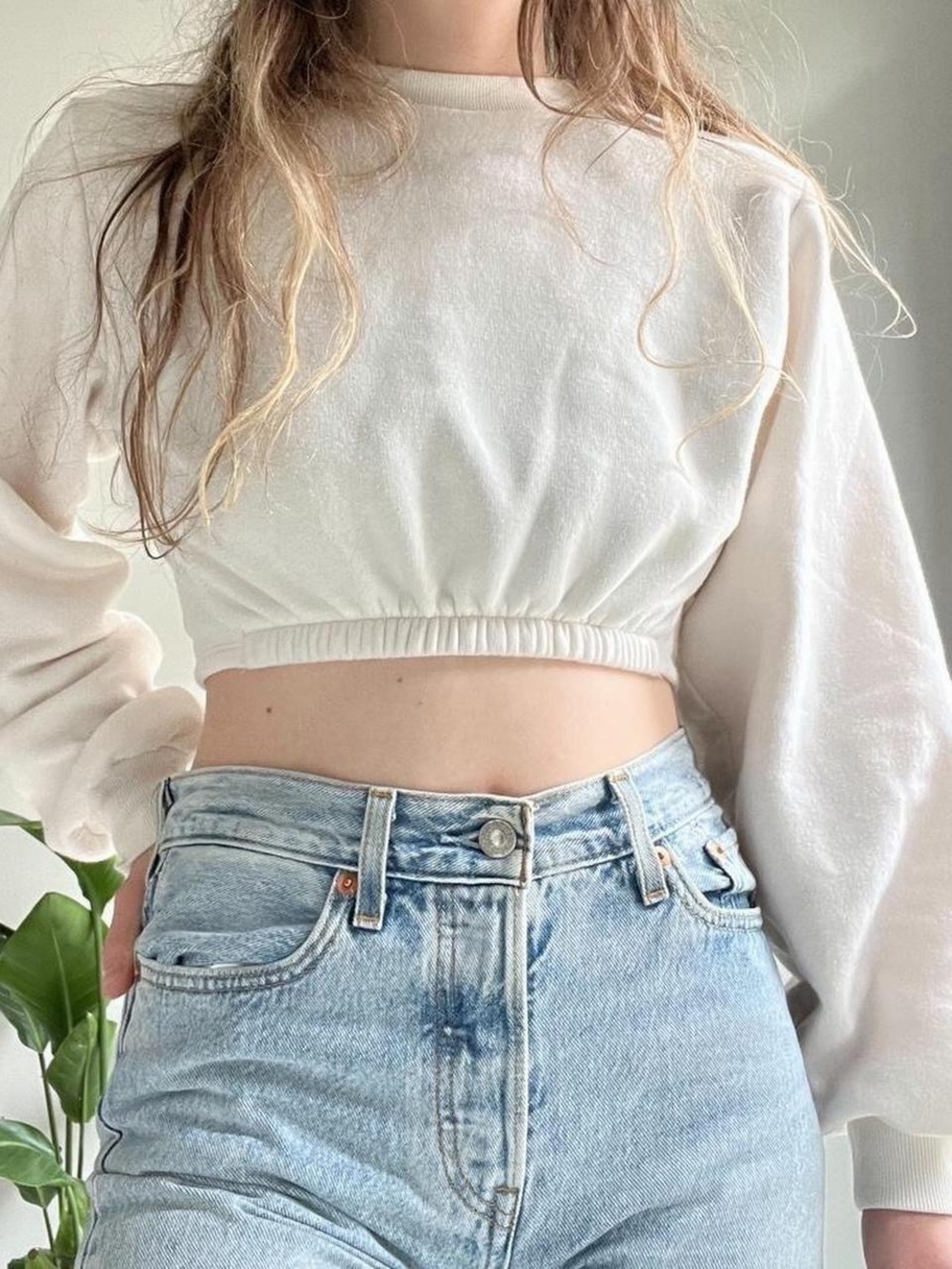Flirtitude White Cropped Cinched Waist Crewneck with Elastic Band